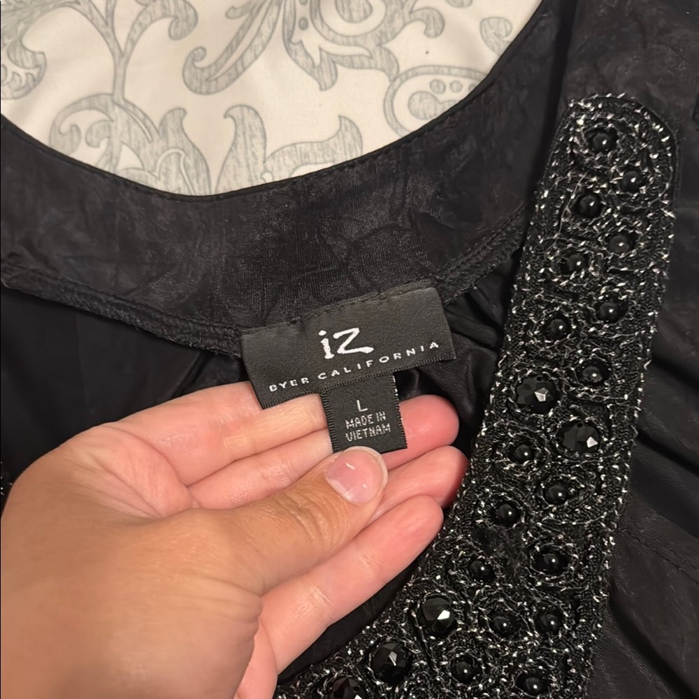 Iz Byer Gray Embellished Relaxed Tank Top - Picture 5 of 5